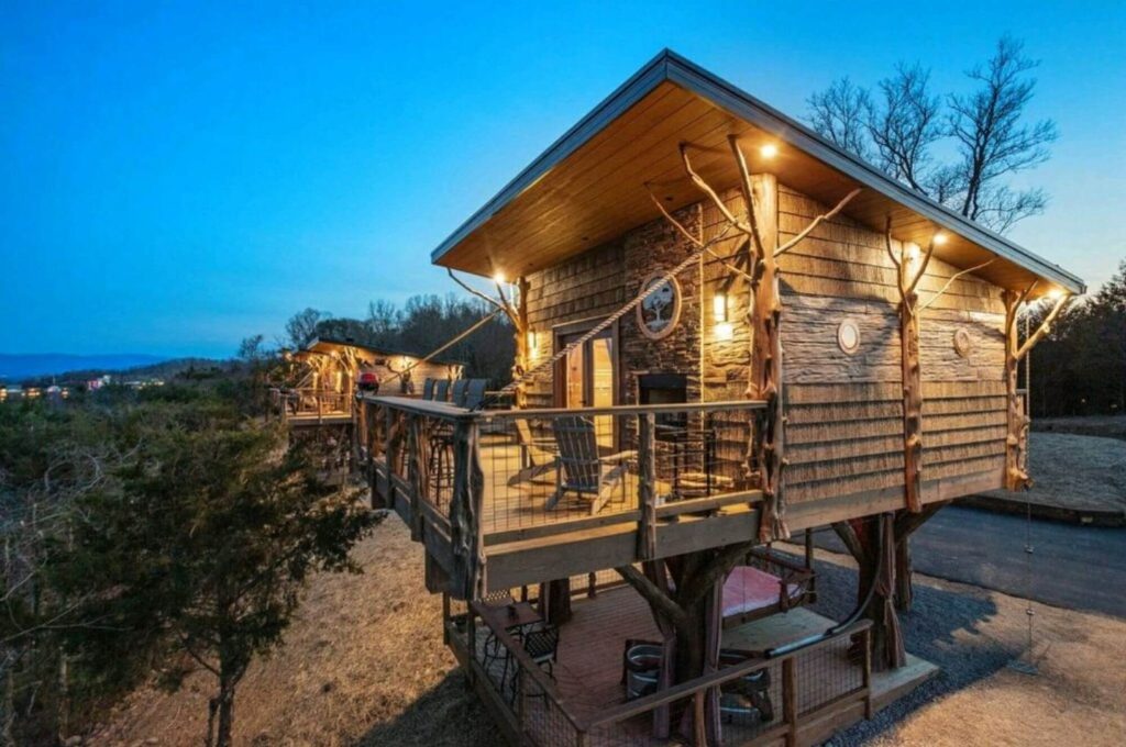 honeyhole treehouse rental